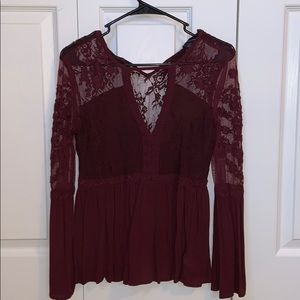 American eagle burgundy top